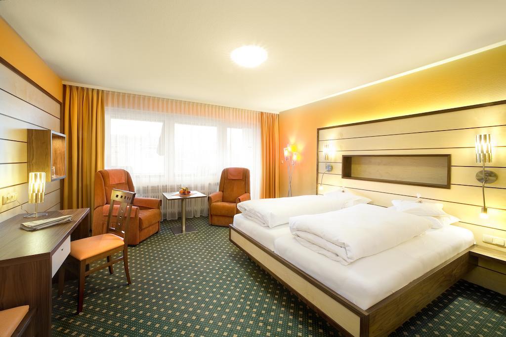 Kur- Und Wellnesshotel Foerch Bad Wörishofen Szoba fotó