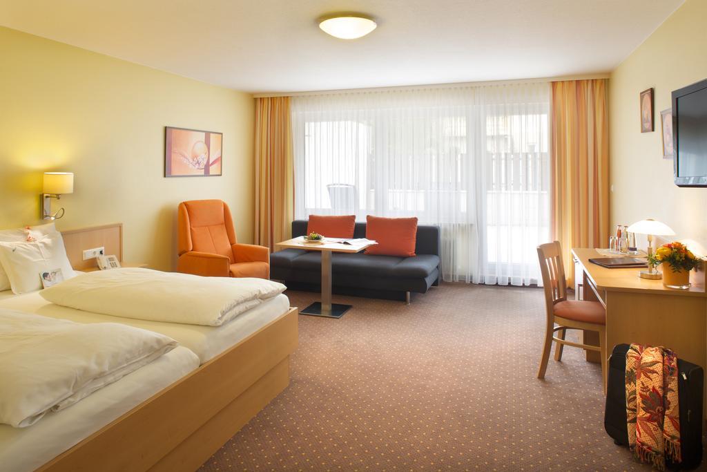 Kur- Und Wellnesshotel Foerch Bad Wörishofen Kültér fotó